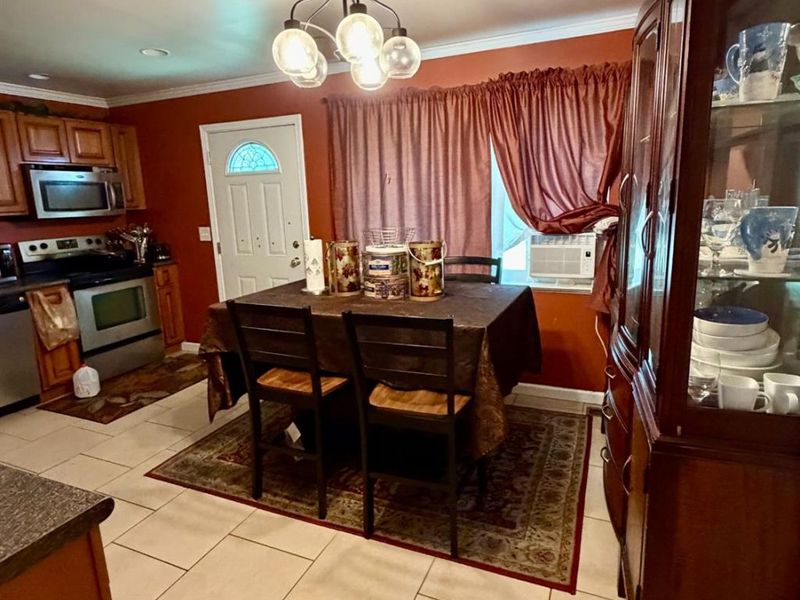 11541 Folkstone Drive, Forest Park, OH 45240 Photo 4