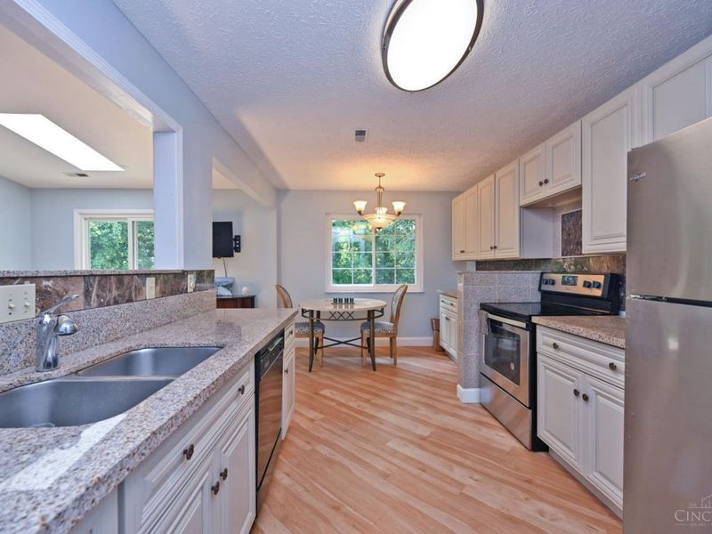 1605 Gelhot Drive, Unit 66, Fairfield, OH 45014 Photo 5