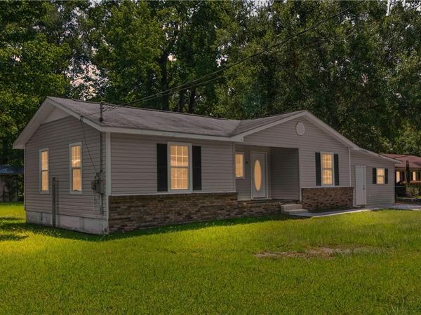 1014 4th Avenue , Saraland, AL 36571