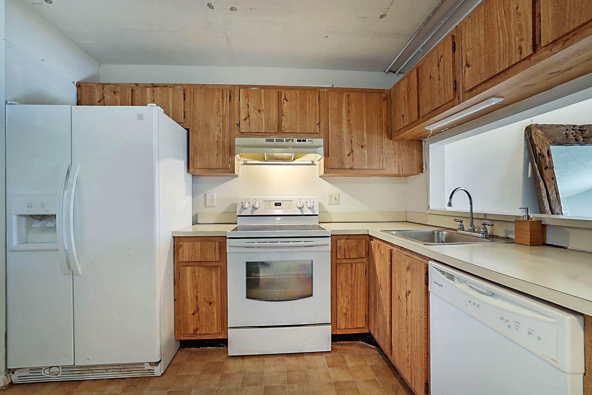 6475 W Oakland Park Boulevard, Unit 505, Lauderhill, FL 33313 Photo