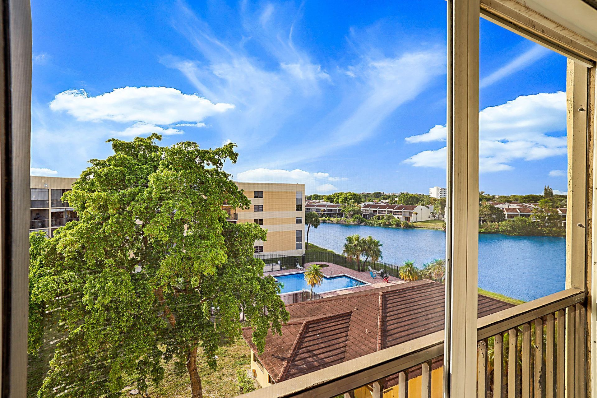 6475 W Oakland Park Boulevard, Unit 505, Lauderhill, FL 33313 Photo