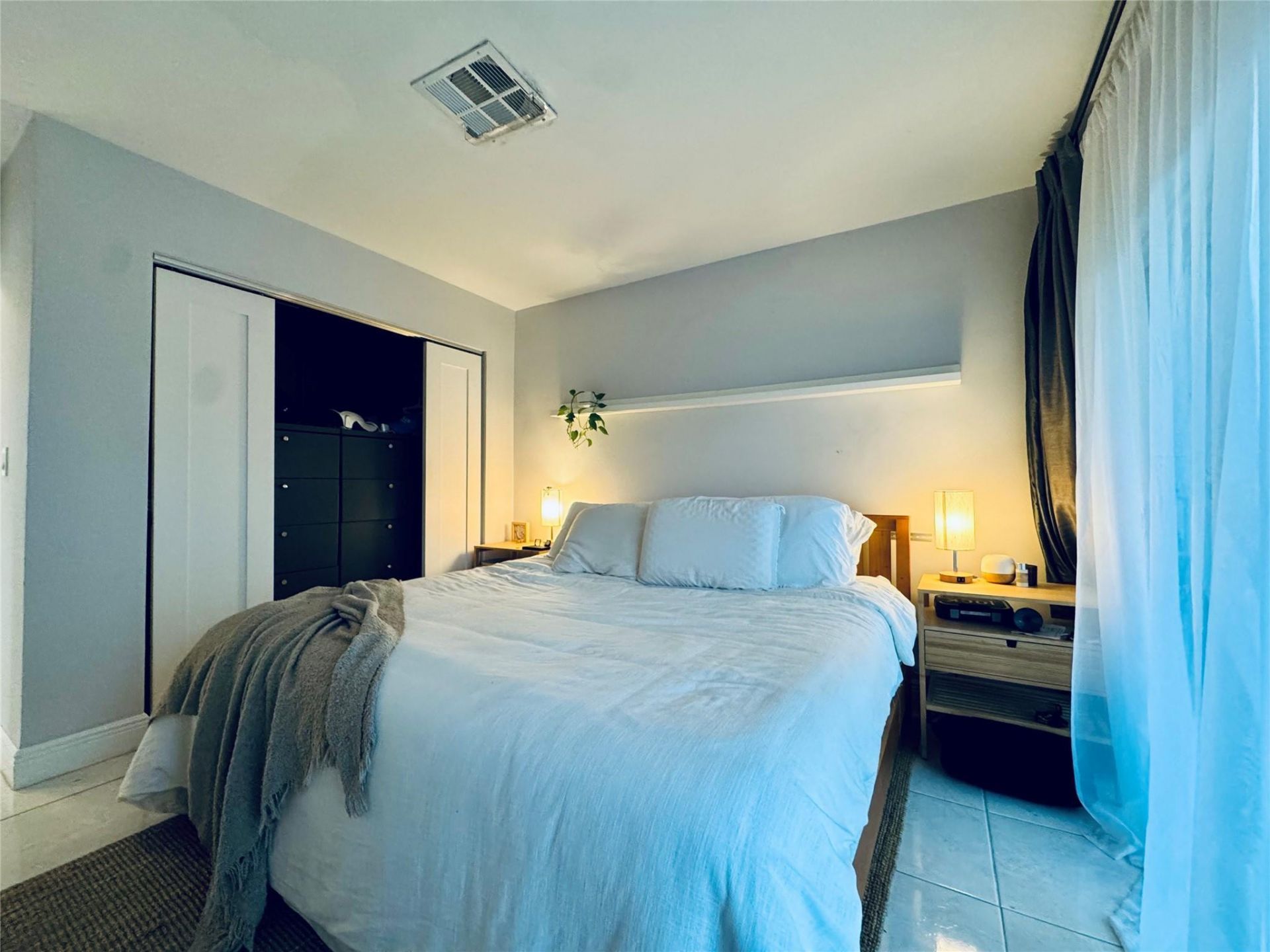 2801 NE 33rd Court, Unit 206, Fort Lauderdale, FL 33306 Photo