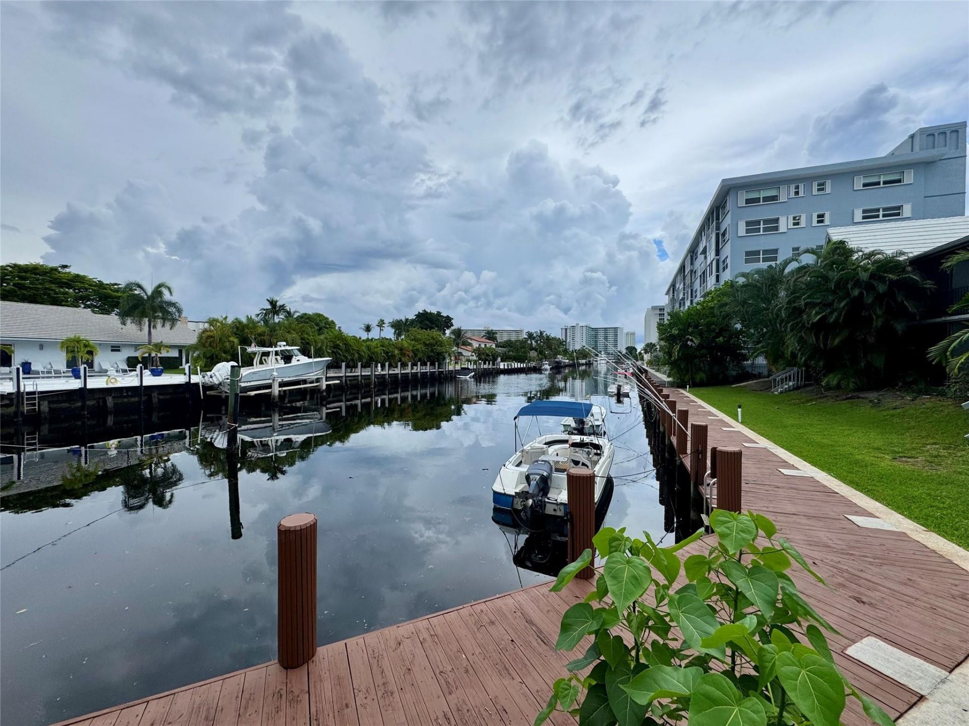 2801 NE 33rd Court, Unit 206, Fort Lauderdale, FL 33306 Photo