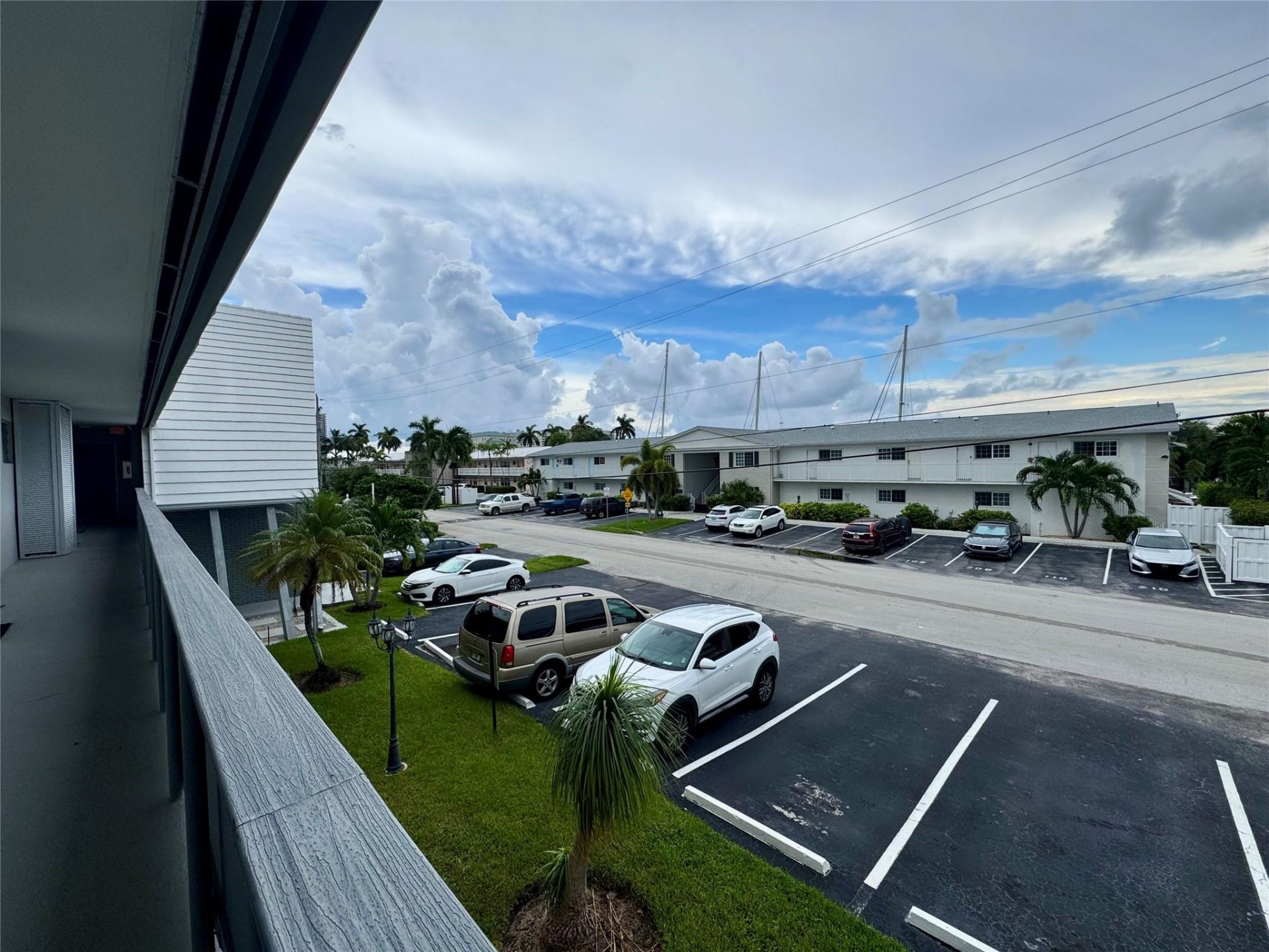 2801 NE 33rd Court, Unit 206, Fort Lauderdale, FL 33306 Photo