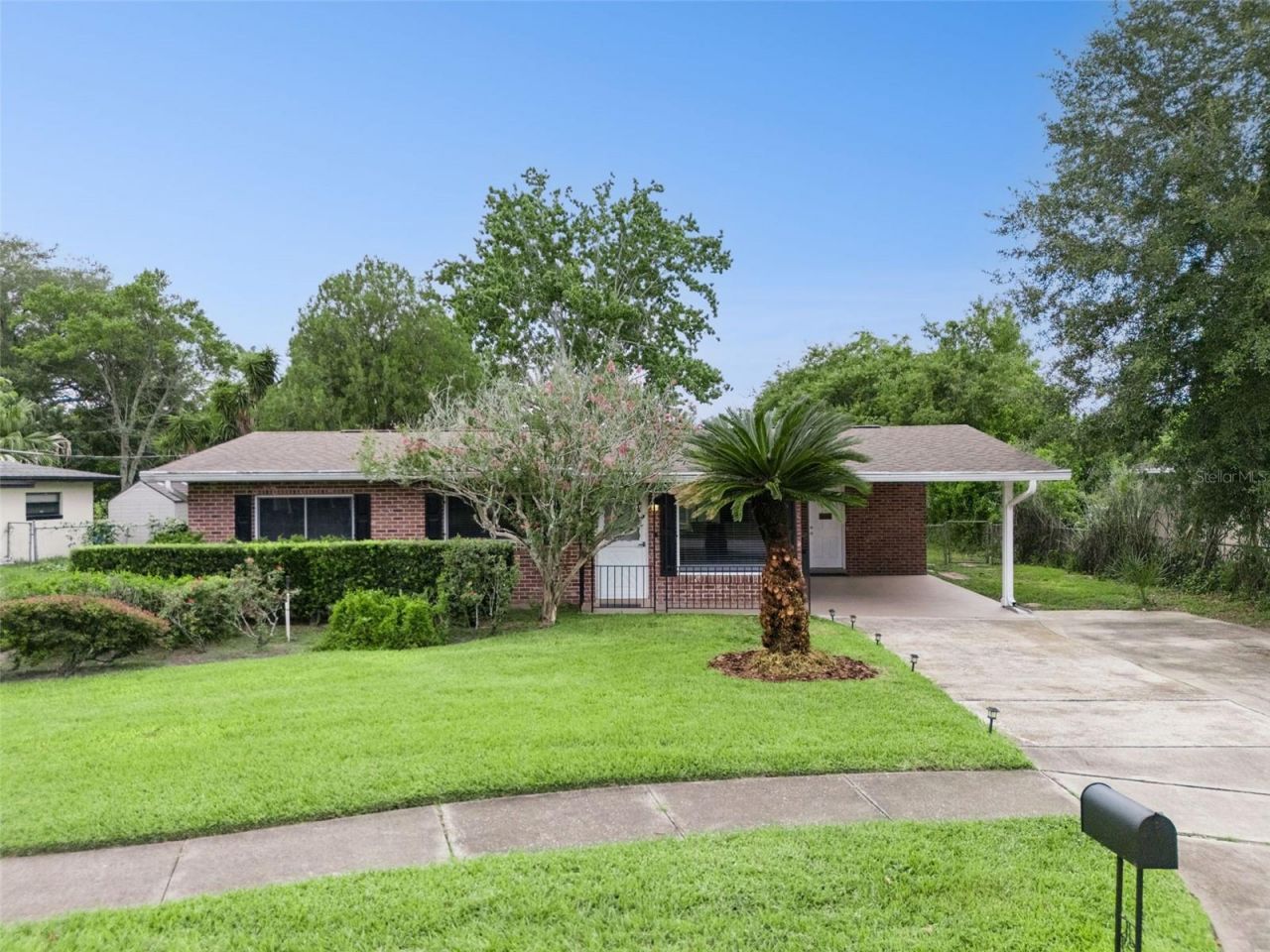 812 Agnes Drive , Altamonte Springs, FL 32701 Photo