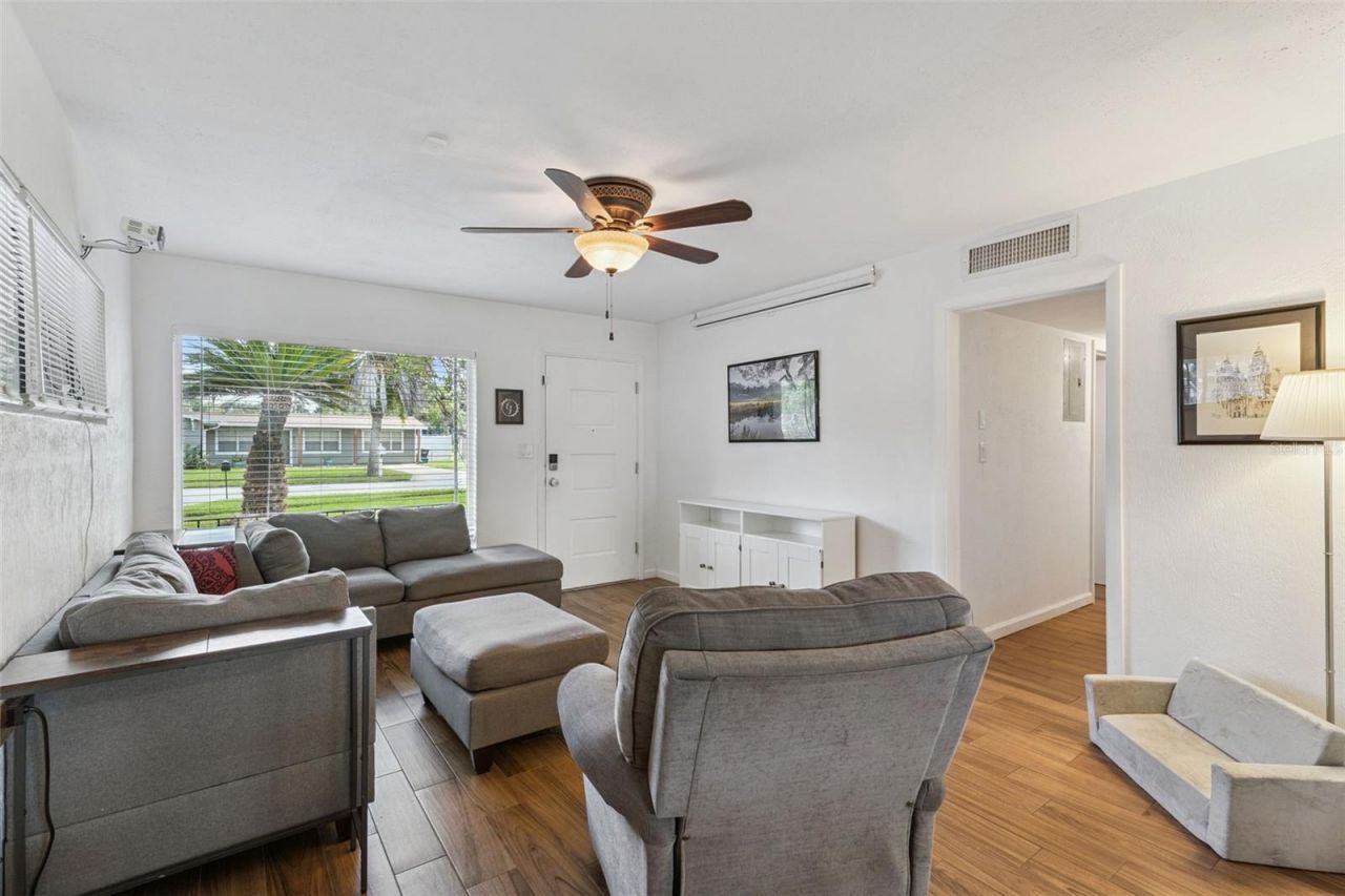 812 Agnes Drive , Altamonte Springs, FL 32701 Photo