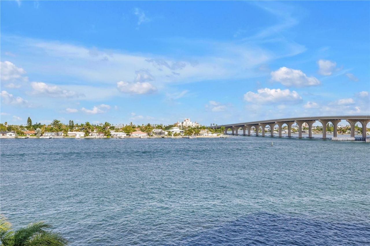 6001 Bahia Del Mar Circle, Unit 428, Saint Petersburg, FL 33715 Photo