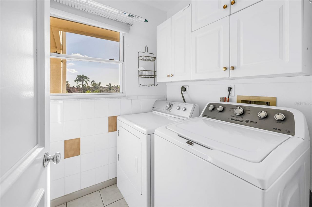 6001 Bahia Del Mar Circle, Unit 428, Saint Petersburg, FL 33715 Photo