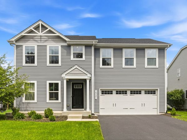 2341 Mayfield Drive , Montgomery, IL 60538
