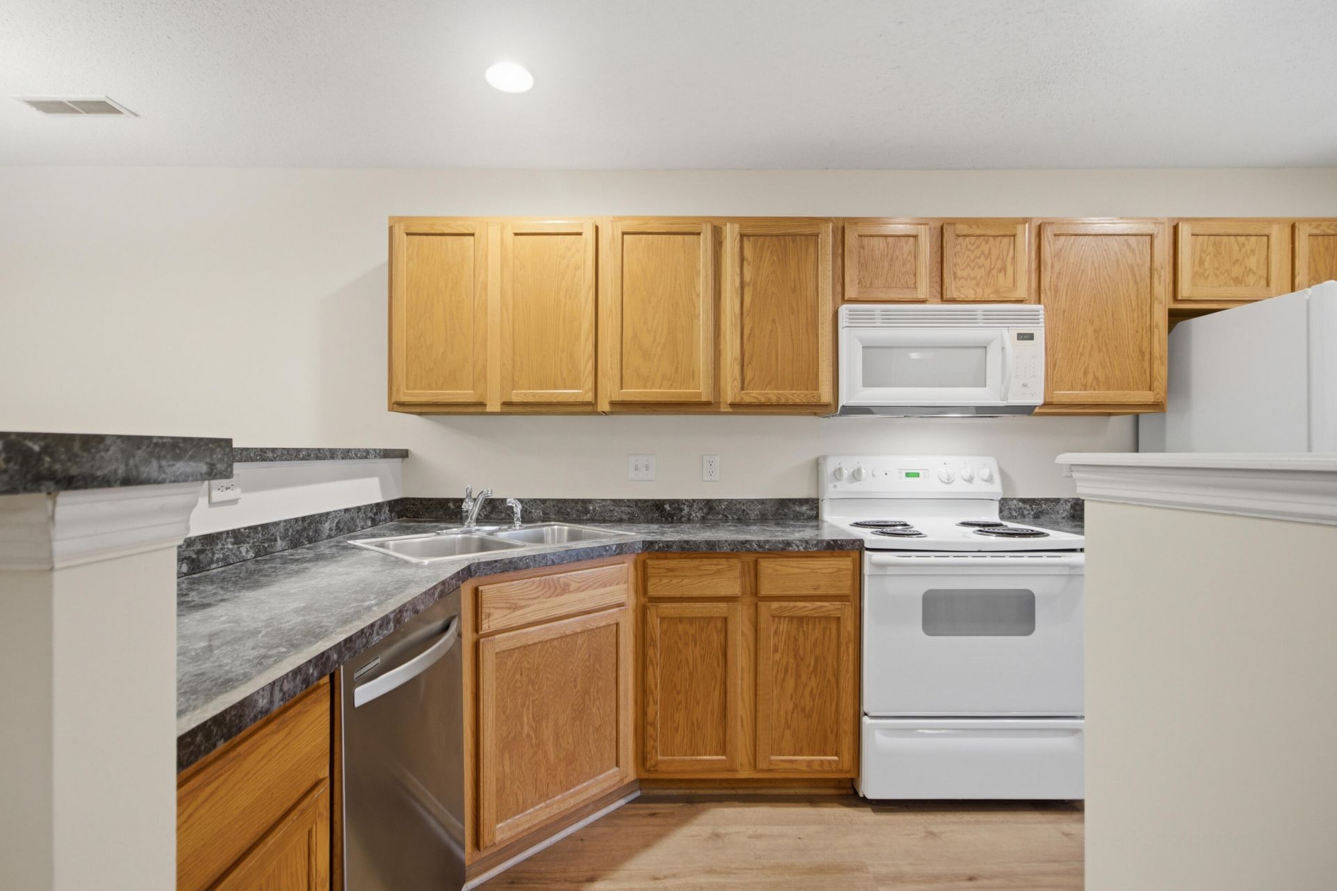 103 Davenport Street Photo 11