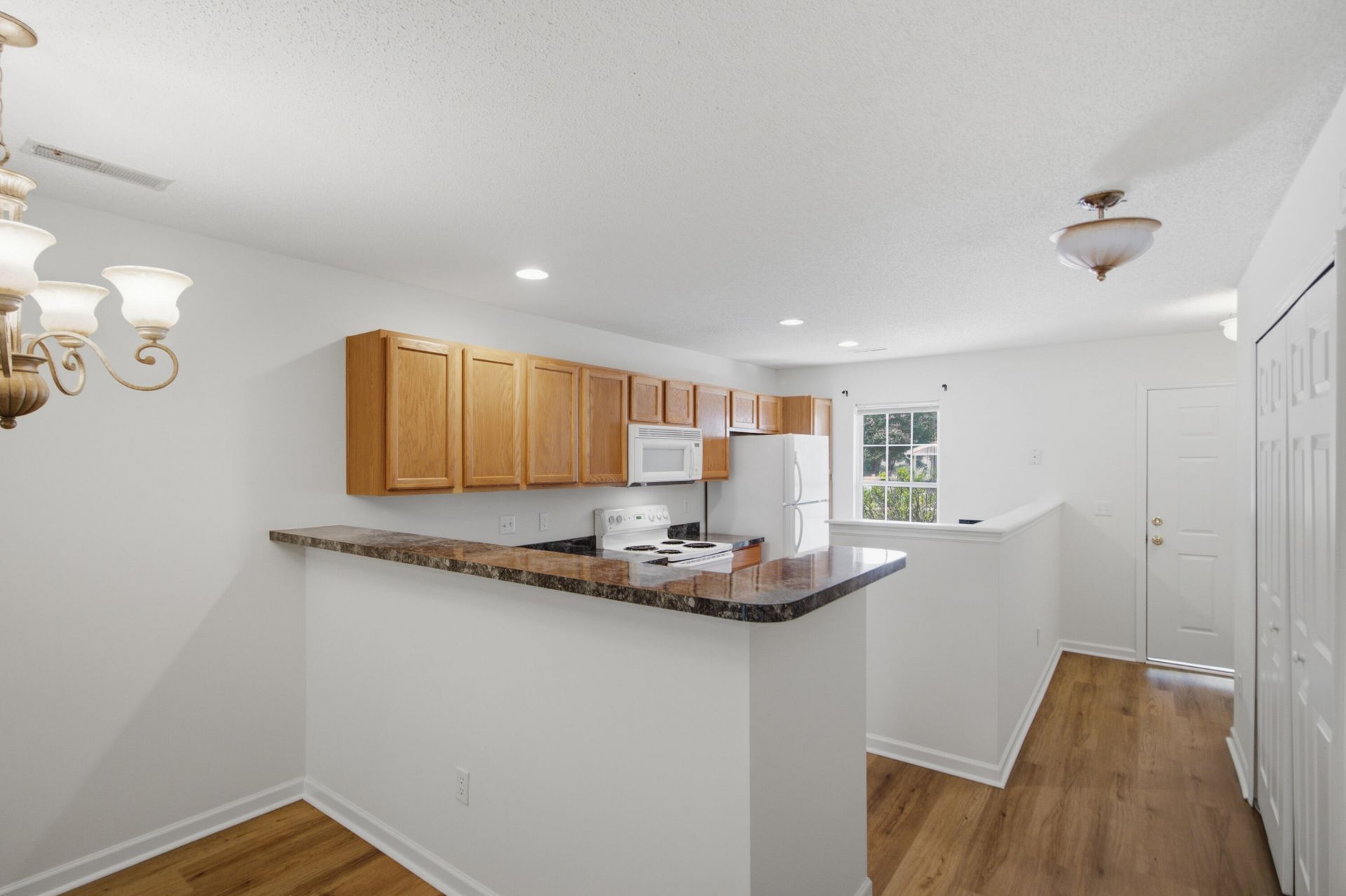 103 Davenport Street Photo 13