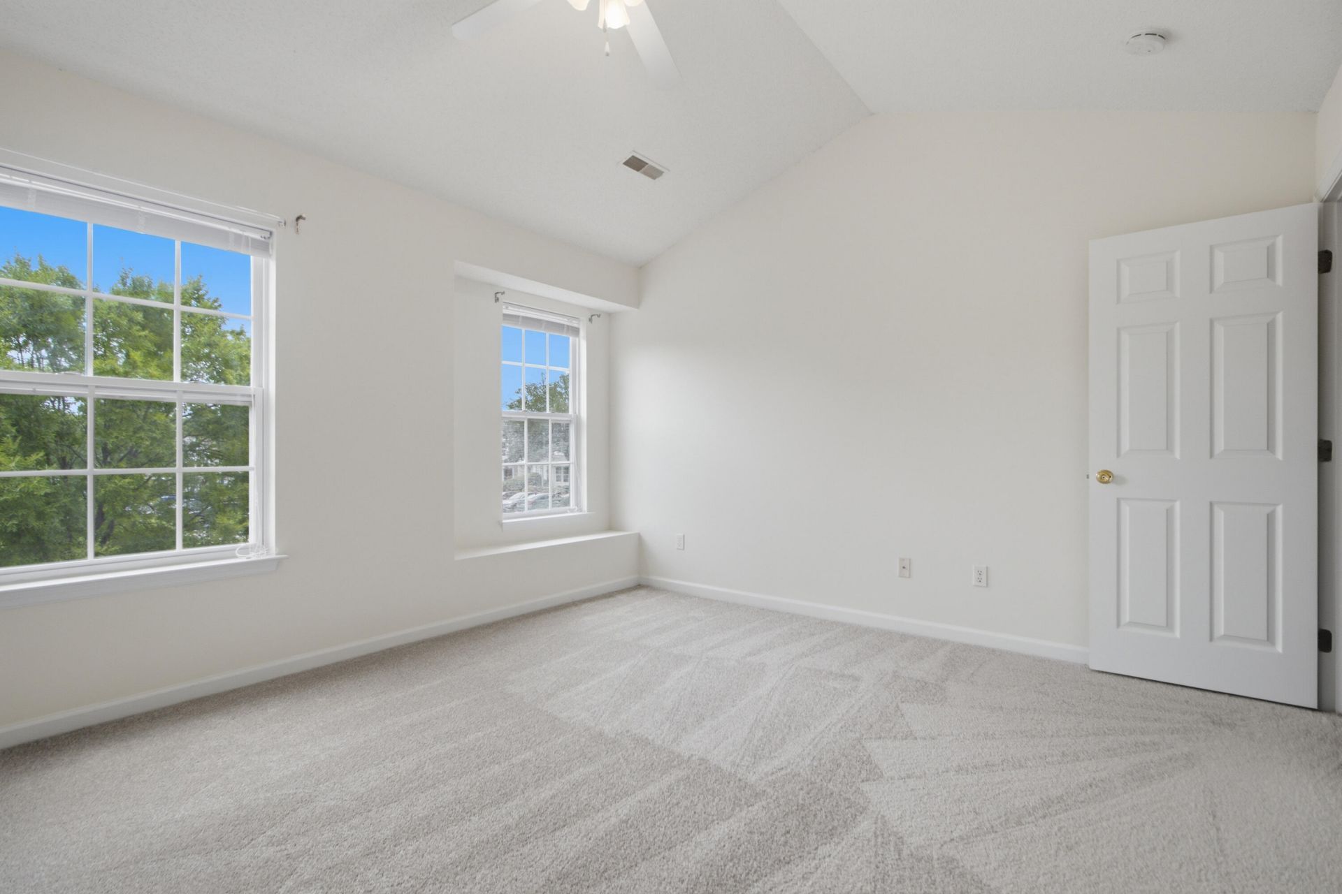 103 Davenport Street Photo 35