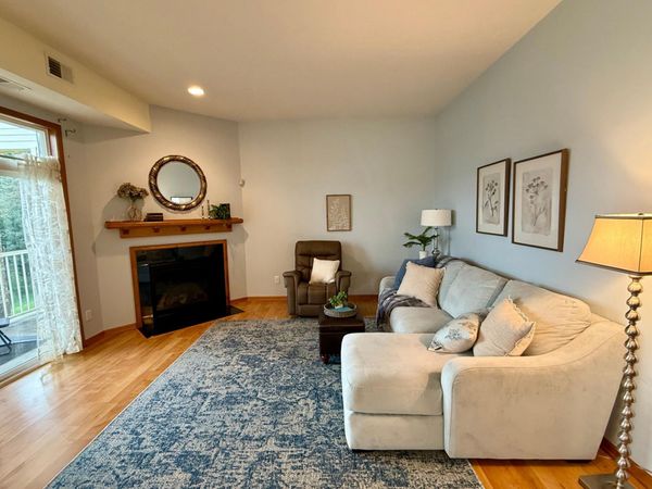 1244 County Road D E, Unit 102, Maplewood, MN 55109