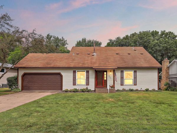 2626 Edgewood Court, Stillwater, MN 55082
