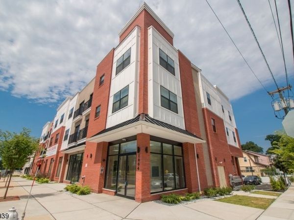 1664 Stuyvesant Ave, Unit 302, Union, NJ 07083