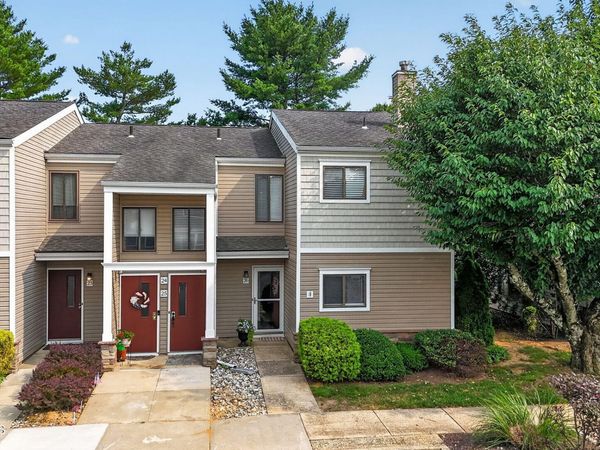 26 Elizabeth Court, Tinton Falls, NJ 07724