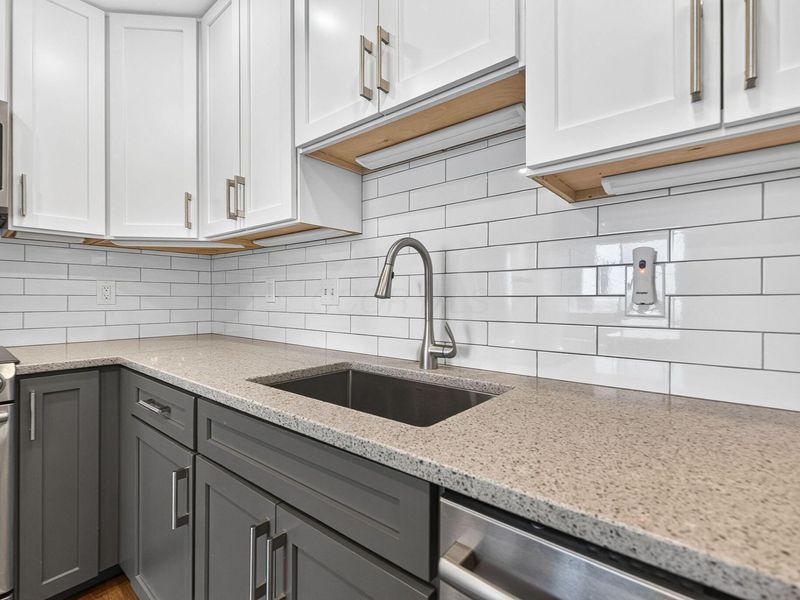 1000 Urlin Avenue , Unit 1415, Columbus, OH 43212 Photo 9