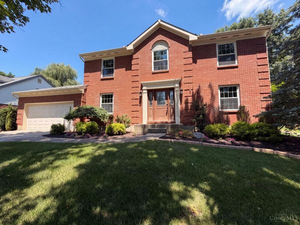 12169 Village Woods Drive, Sharonville, OH 45241