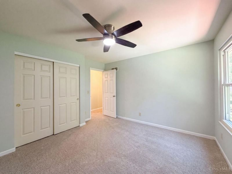12169 Village Woods Drive, Sharonville, OH 45241 Photo 19
