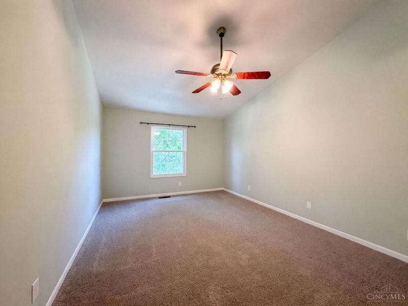 12169 Village Woods Drive, Sharonville, OH 45241 Photo 20