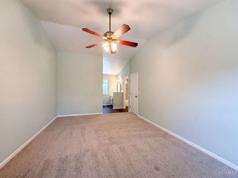 12169 Village Woods Drive, Sharonville, OH 45241 Photo 21