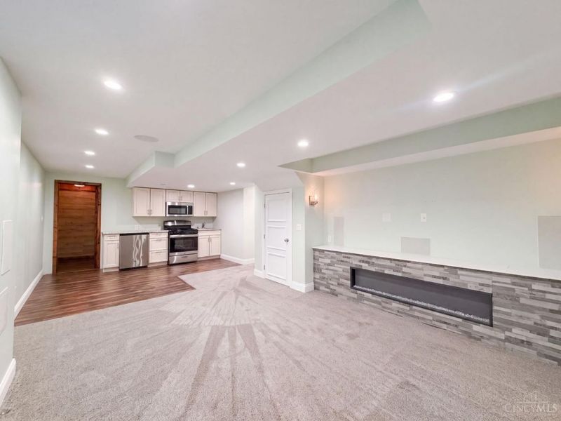 12169 Village Woods Drive, Sharonville, OH 45241 Photo 25