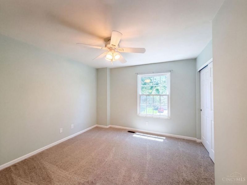 12169 Village Woods Drive, Sharonville, OH 45241 Photo 8