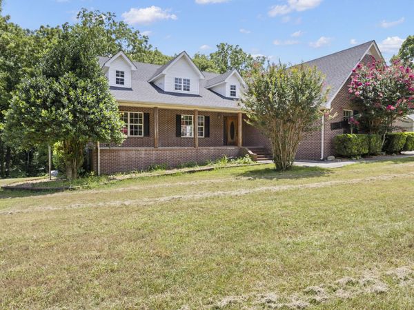 52 Wright Pl, Estill Springs, TN 37330