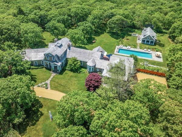10 & 12 Boldwater Road, Edgartown, MA 02539