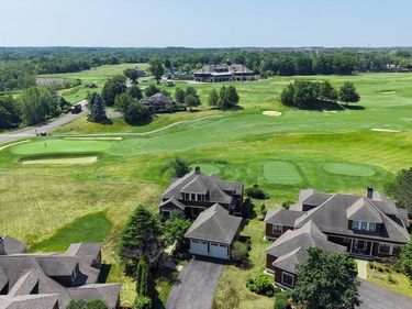 24 Black Rock Dr, Unit 24, Hingham, MA 02043
