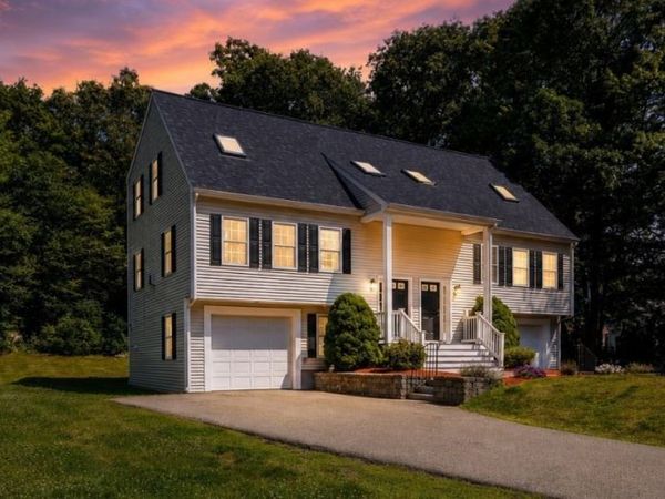 68 Brookfield Rd, Unit 102, Charlton, MA 01507