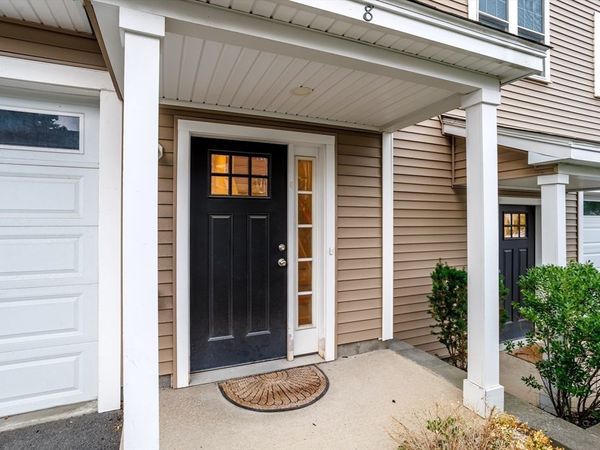 7 Gorham St, Unit 8, Chelmsford, MA 01824