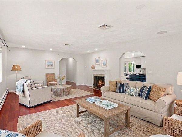 24 Uptack Rd, Groveland, MA 01834