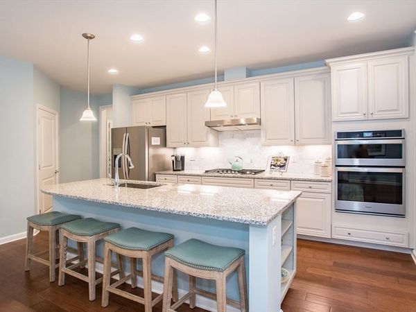 10 Weathervane Drive, Unit 20, Walpole, MA 02081