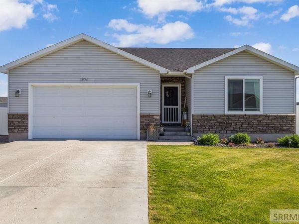 3974 E Hyrum Drive, IDAHO FALLS, ID 83401
