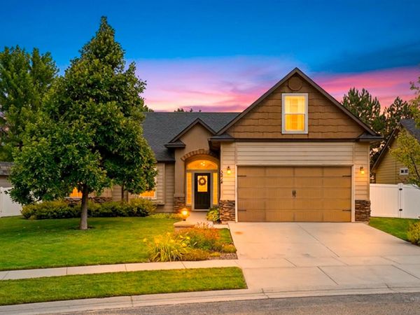 3914 S Raintree, Nampa, ID 83686