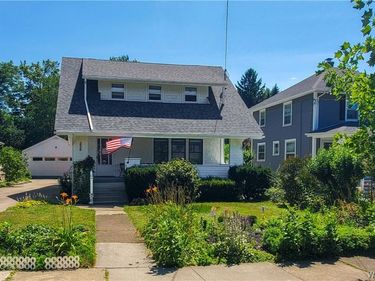 256 Maple Avenue, Hamburg, NY 14075