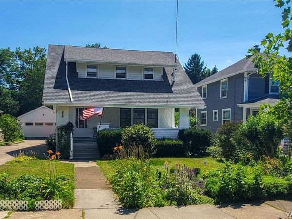 256 Maple Avenue, Hamburg, NY 14075