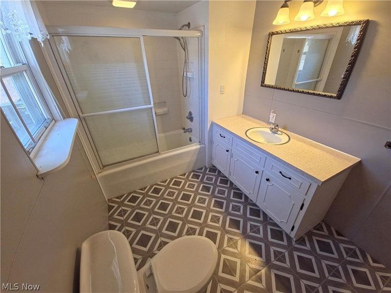 266 W Martin Street , East Palestine, OH 44413 Photo 13