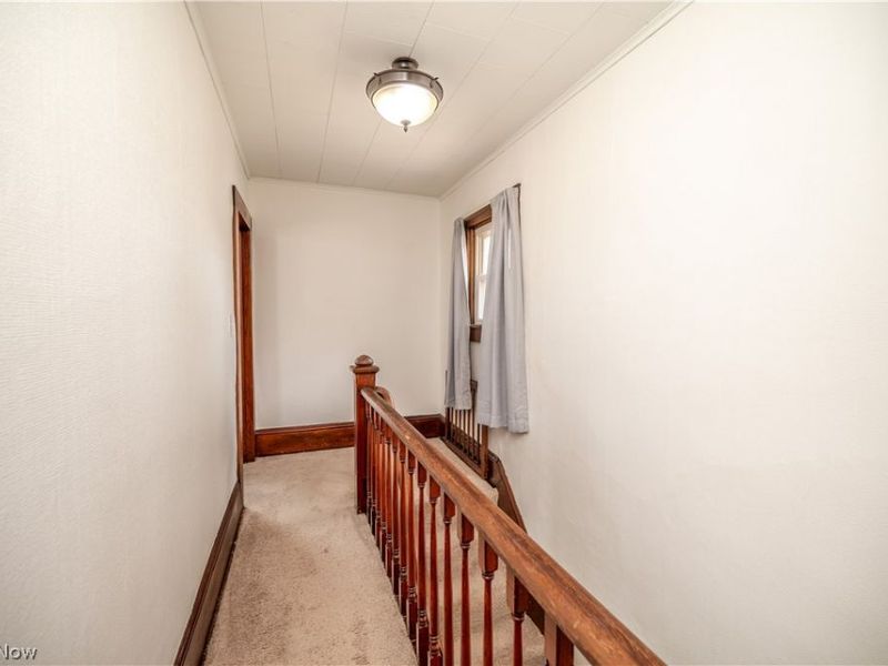 266 W Martin Street, East Palestine, OH 44413 Photo 15