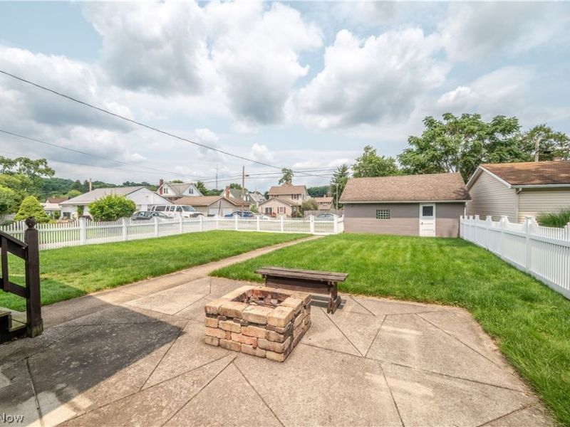 266 W Martin Street, East Palestine, OH 44413 Photo 30