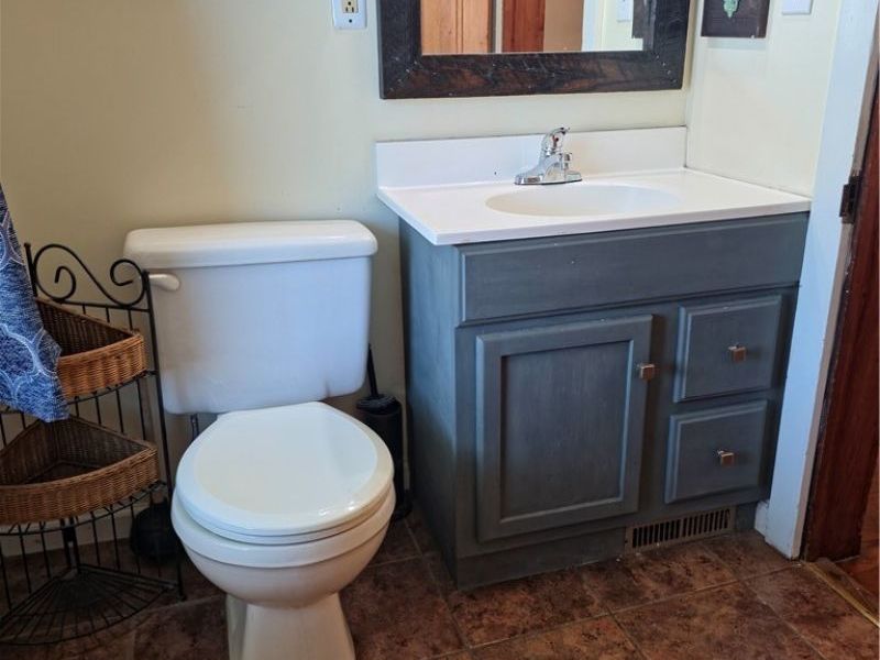266 W Martin Street, East Palestine, OH 44413 Photo 6