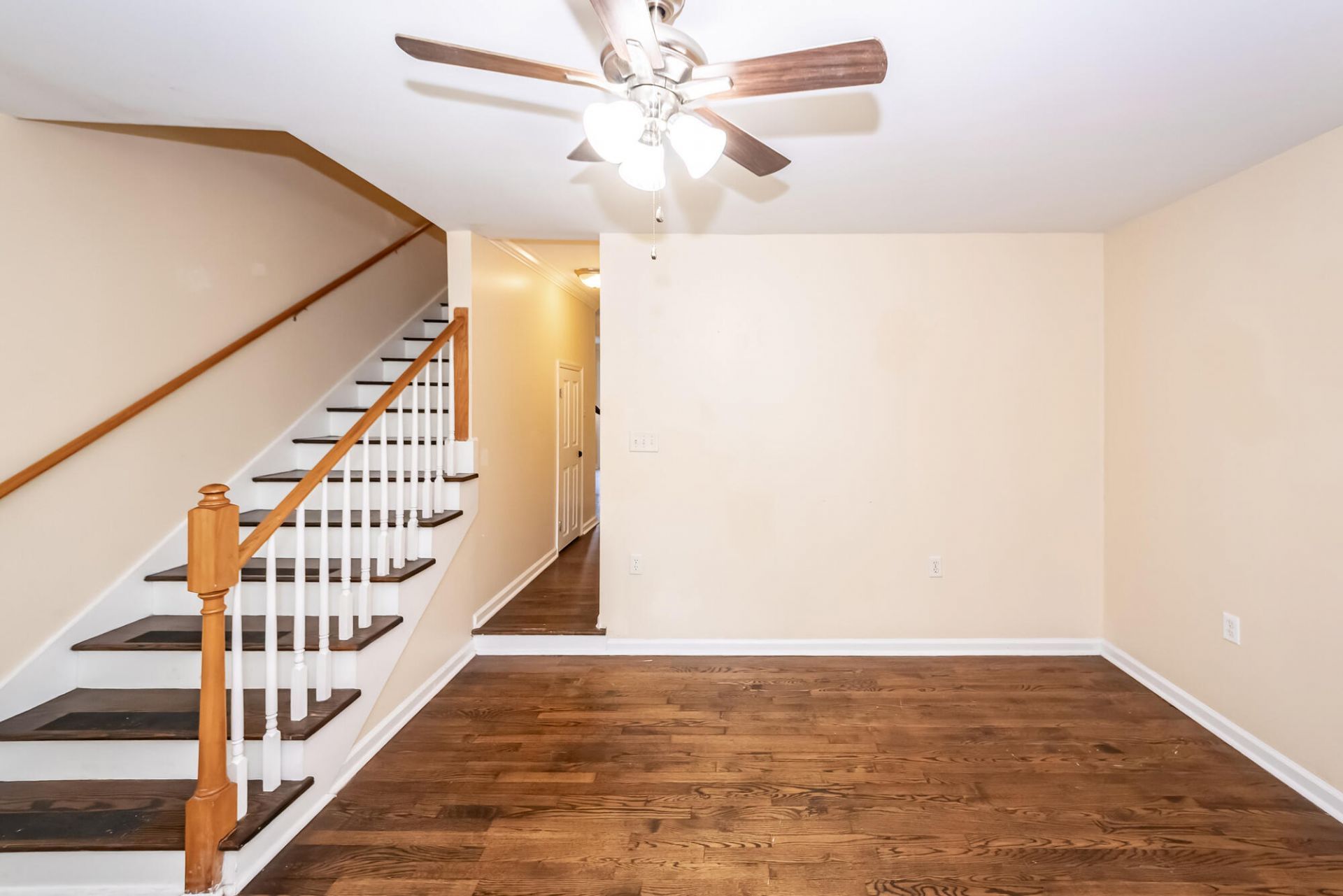 2126 State Road Photo 12