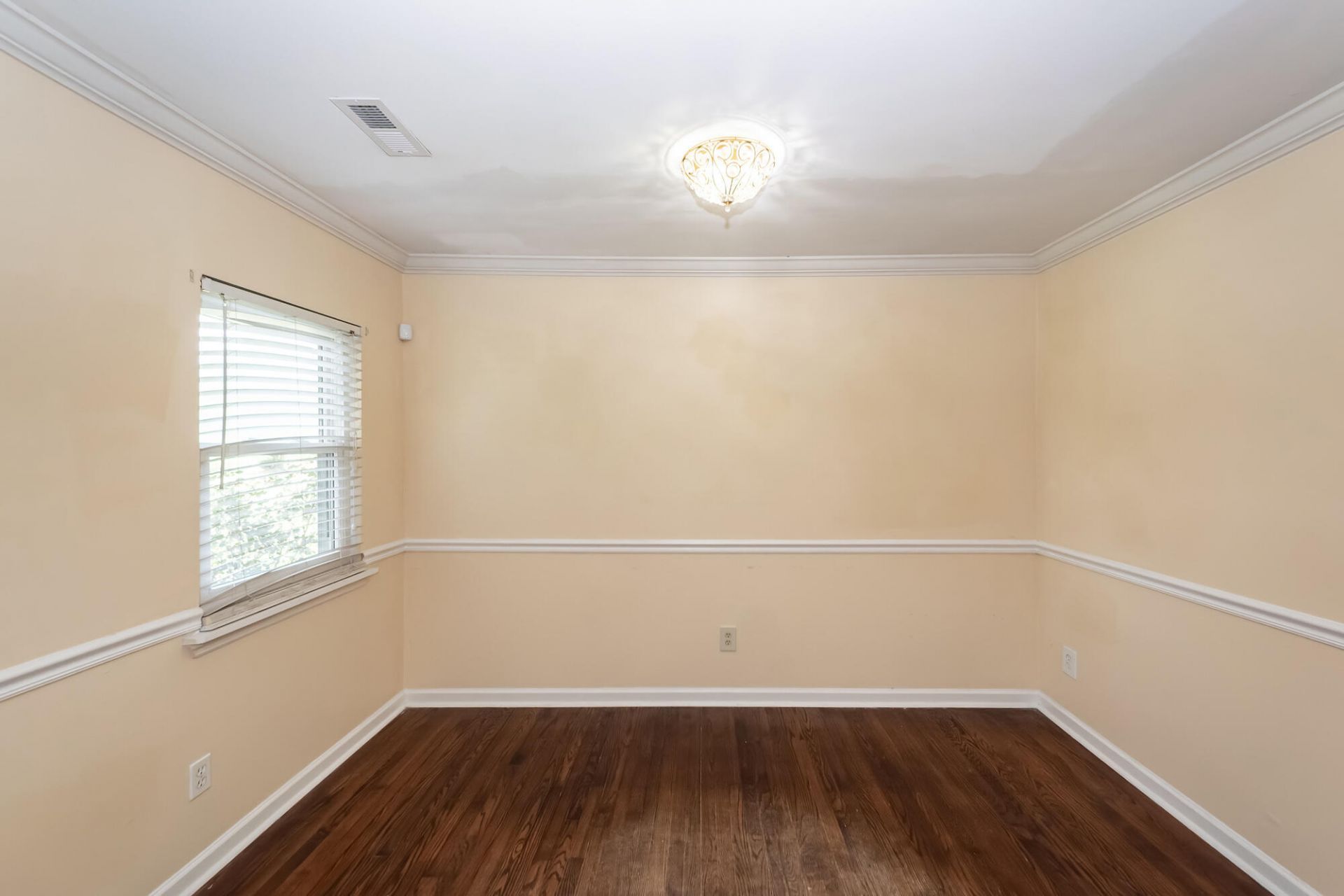 2126 State Road Photo 21