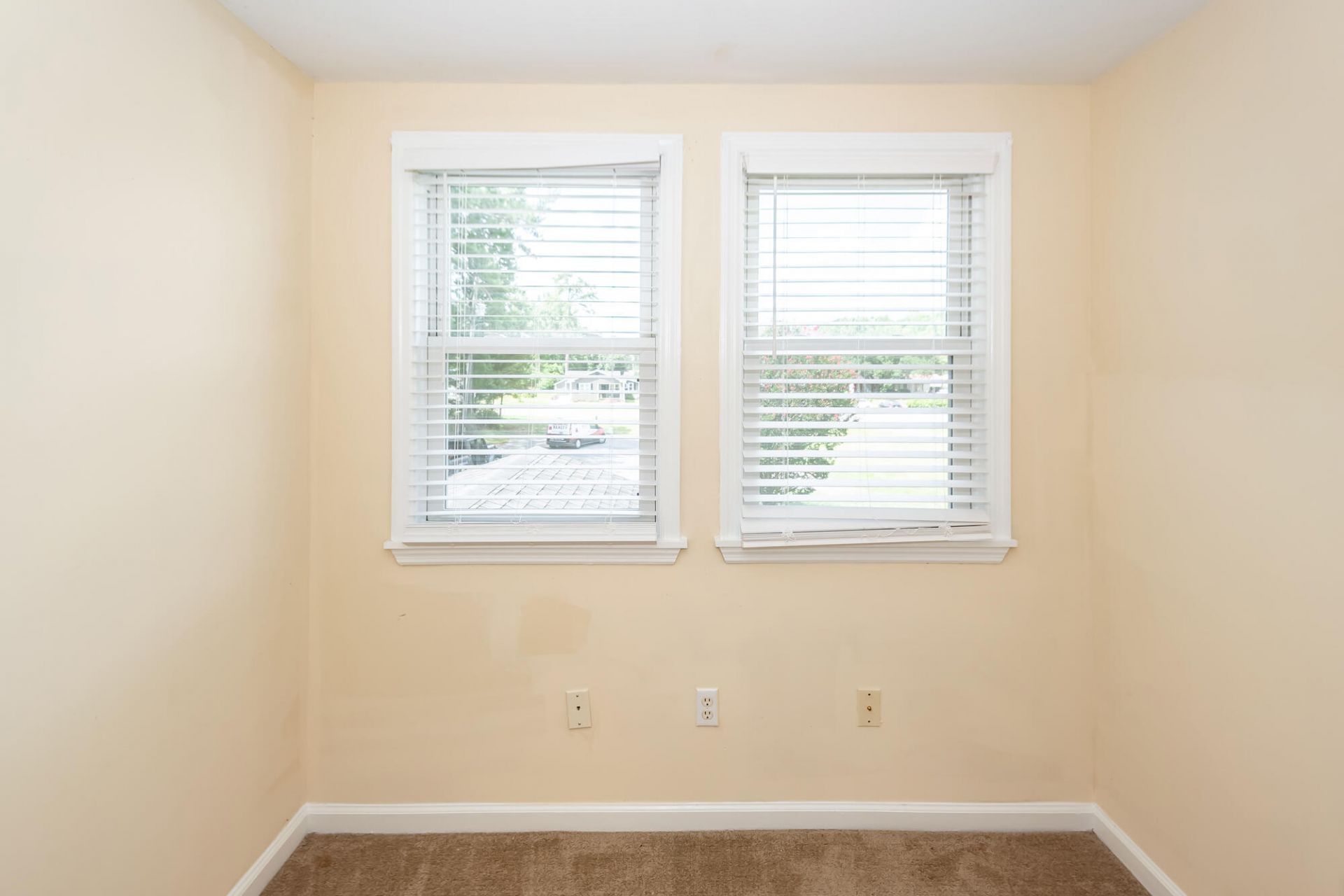 2126 State Road Photo 30