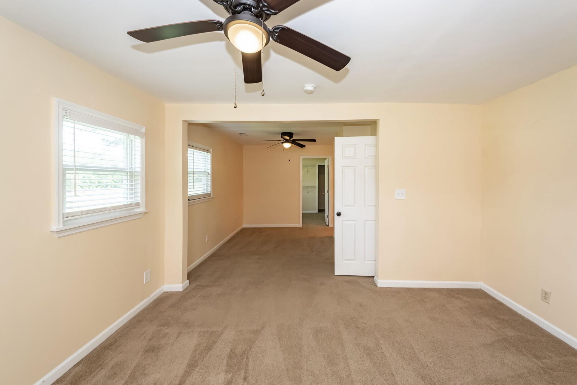 2126 State Road Photo 32