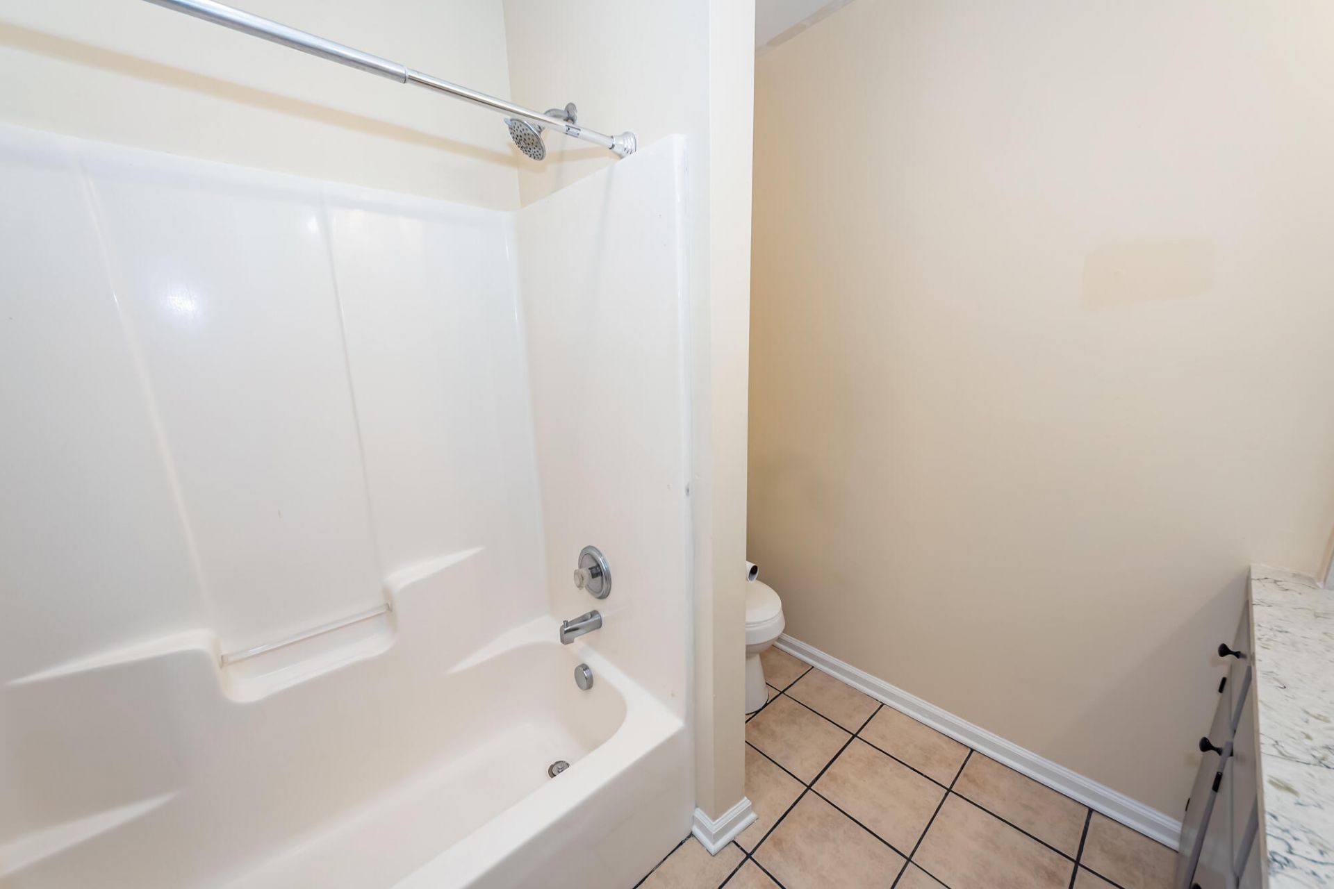 2126 State Road Photo 37
