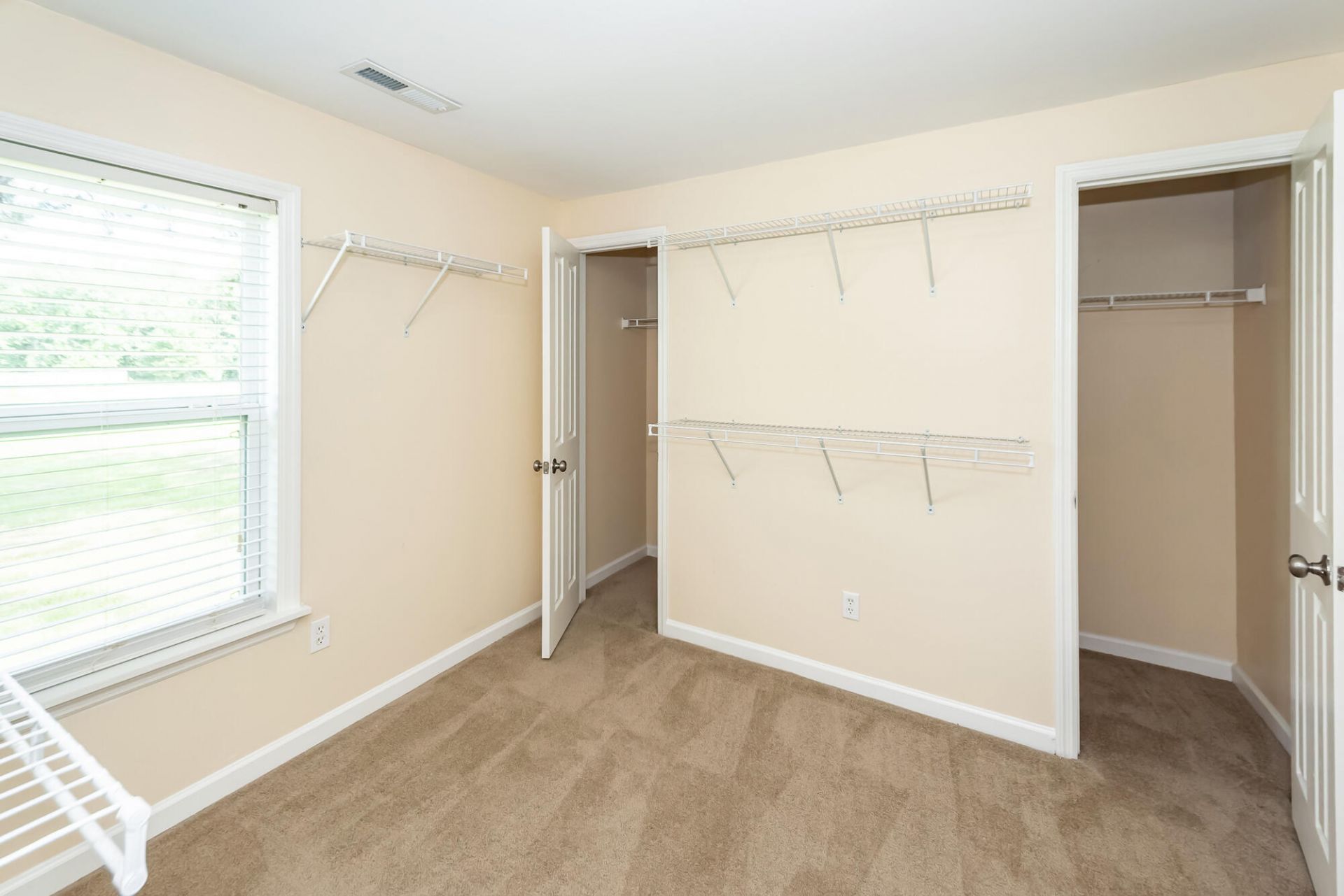 2126 State Road Photo 39