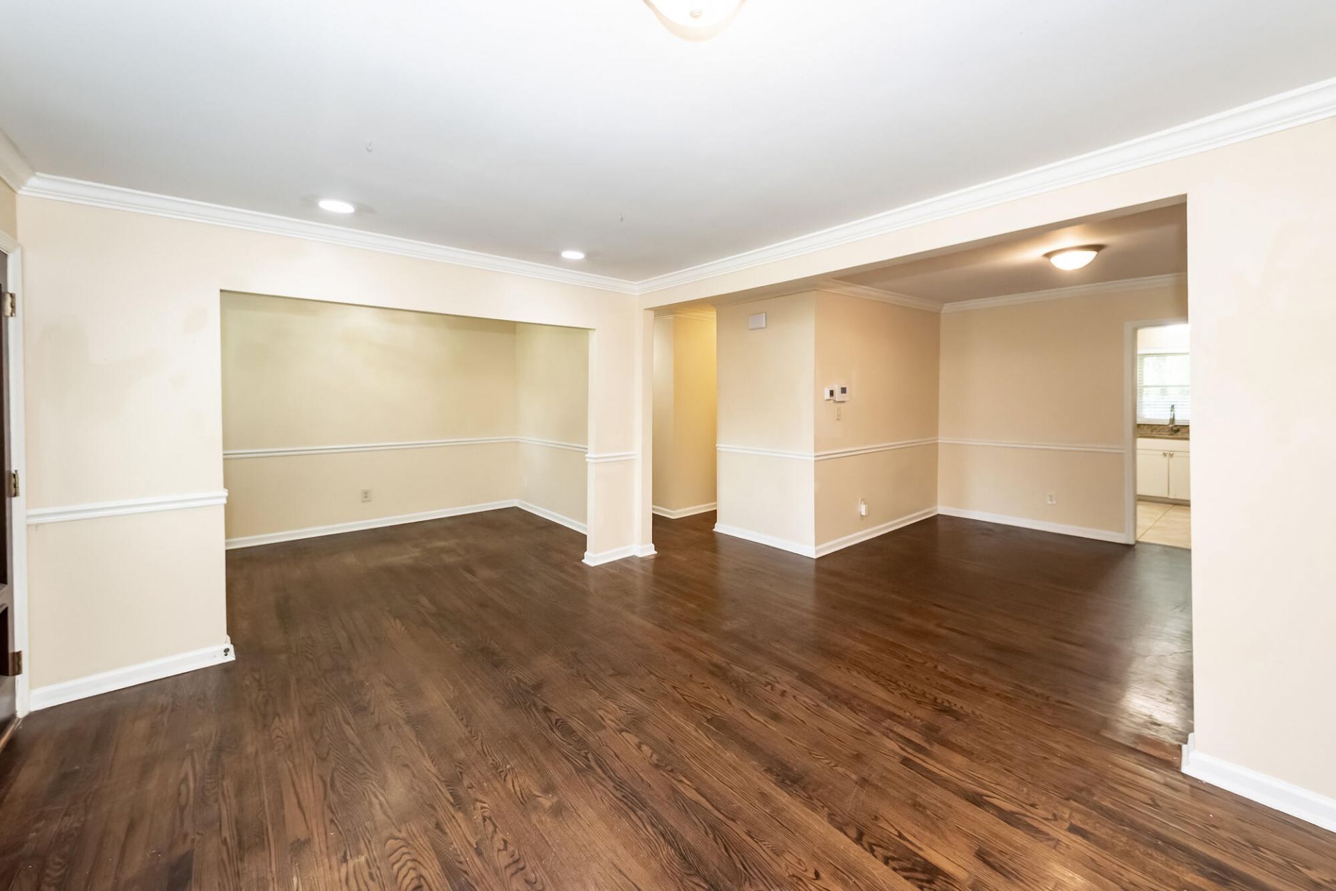 2126 State Road Photo 4