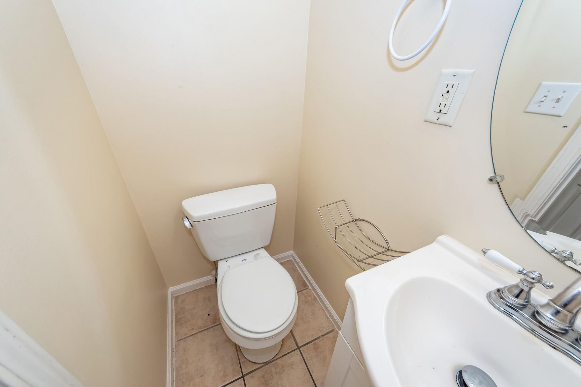 2126 State Road Photo 41